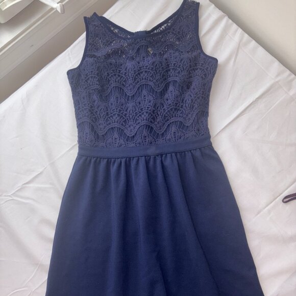 Lilly Pulitzer Rhea Navy Crochet Fit And Flare Sleeveless Dress XS - Picture 1 of 11